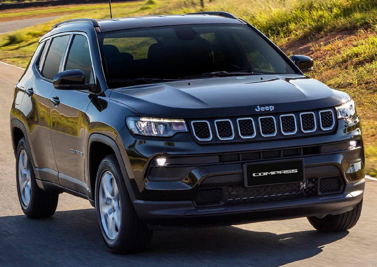 Jeep anuncia o Compass com redução de R$ 27 mil para os interessados em carros PcD 2023