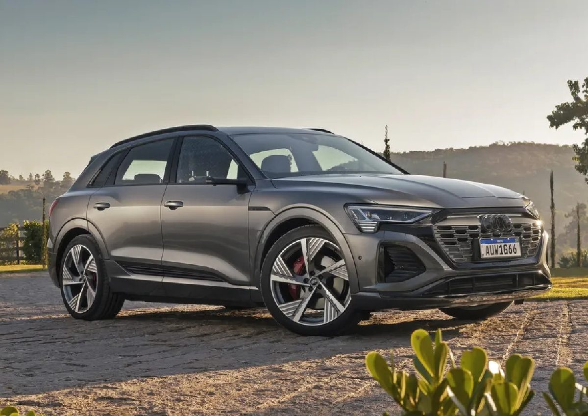 Audi Q8 e-tron já está no Brasil e parte de R$ 699.990; veja detalhes