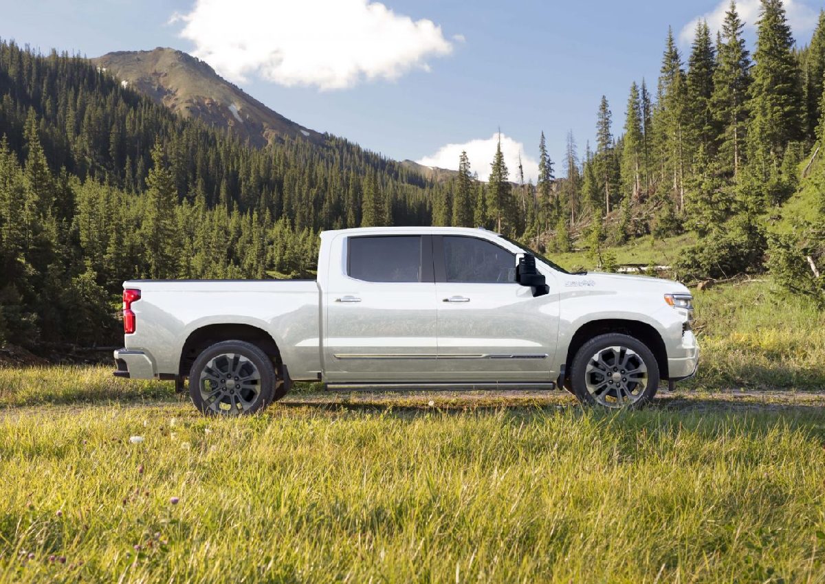 Chevrolet Silverado já está disponível com lote limitado de 500 unidades; o preço? R$ 519.990