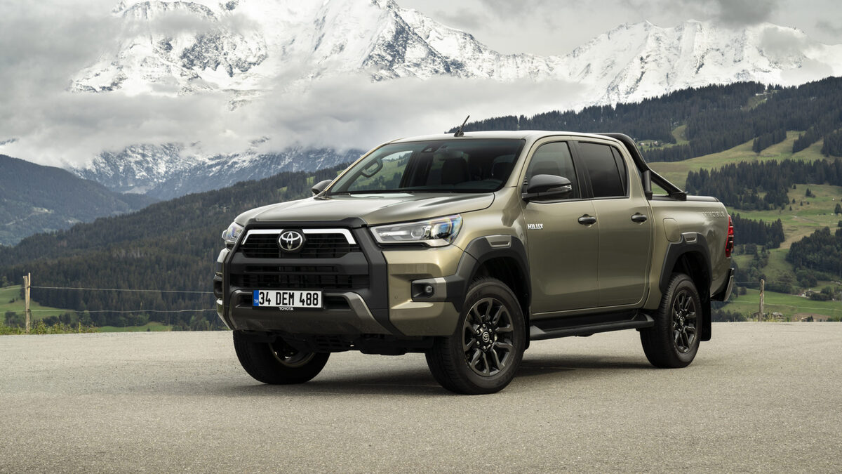 O Toyota Hilux, uma das picapes mais buscadas no Brasil, possui tanque amplo!