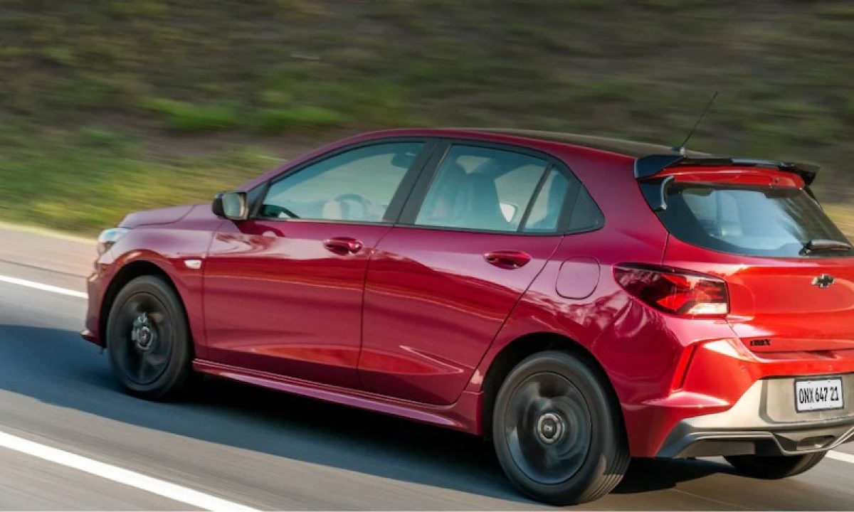 Chevrolet Onix RS 2024: Preço, ficha técnica, consumo e mudanças!