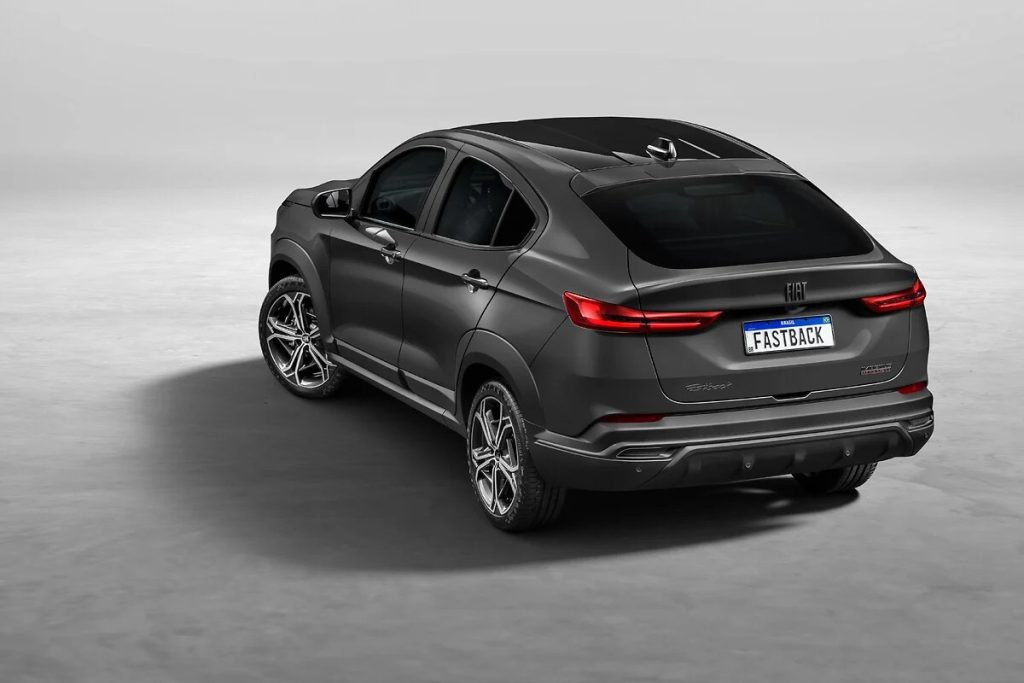 Fiat Fastback 2024: ficha técnica, preço e itens de série