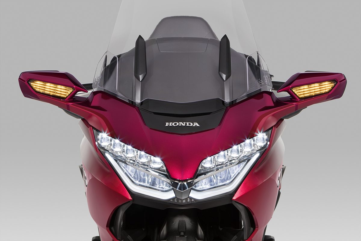 Honda GL 1800 Gold Wing Tour 2024 ganha novas cores