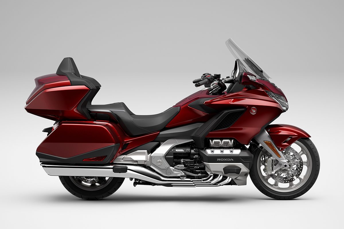 Honda GL 1800 Gold Wing Tour 2024 ganha novas cores