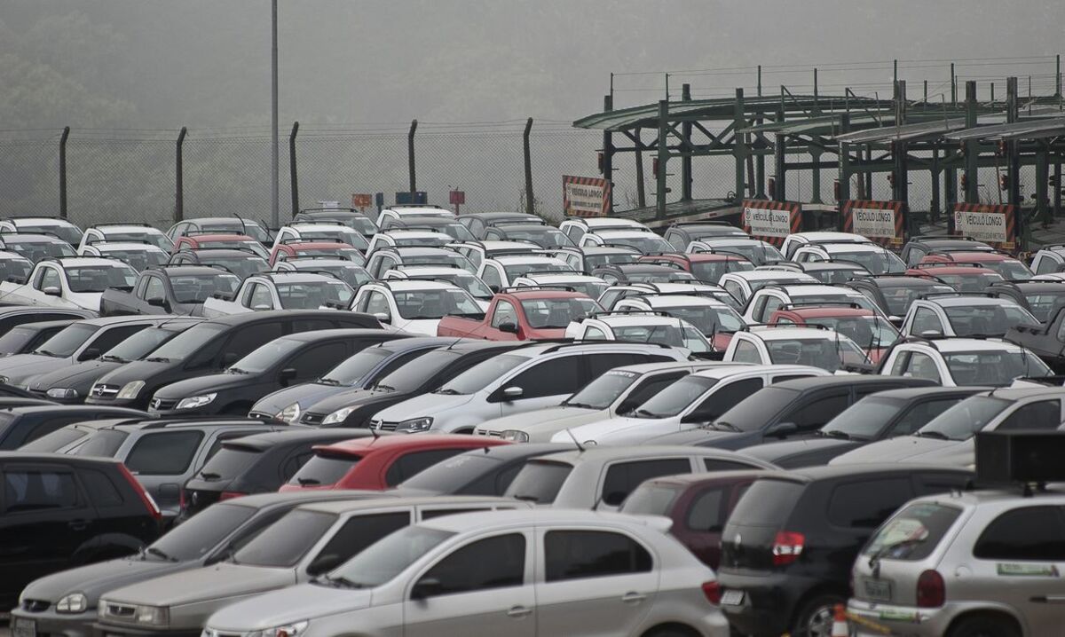 Leilão de carros da Receita Federal: