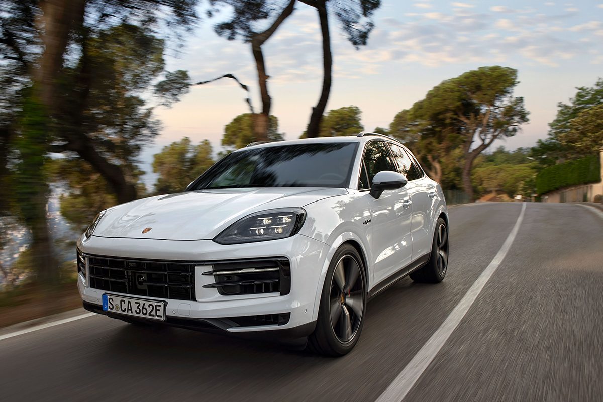 Porsche lança a variante S do Cayenne E-Hybrid