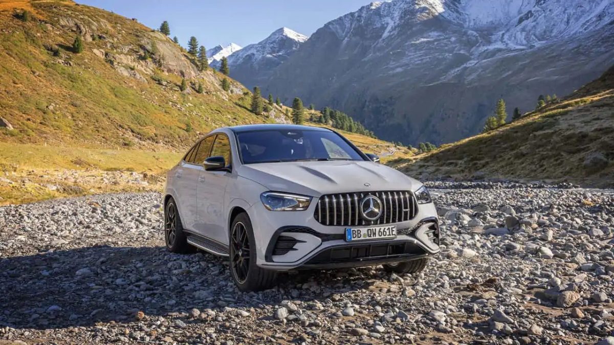 Mercedes lança SUV GLE com motor híbrido com mais de 500 cv