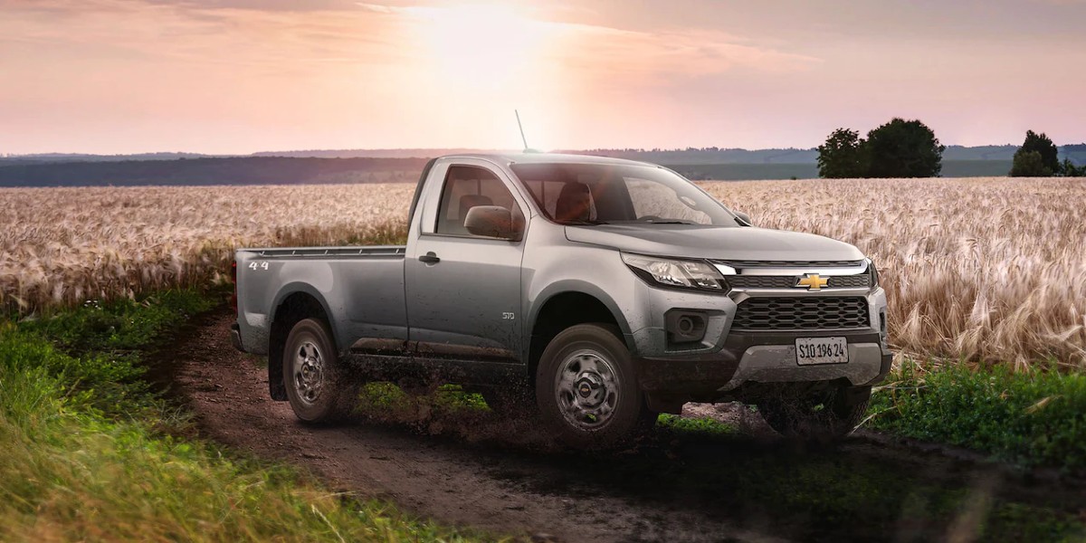 Ficha técnica da Chevrolet S10 LS Cabine Simples 2024