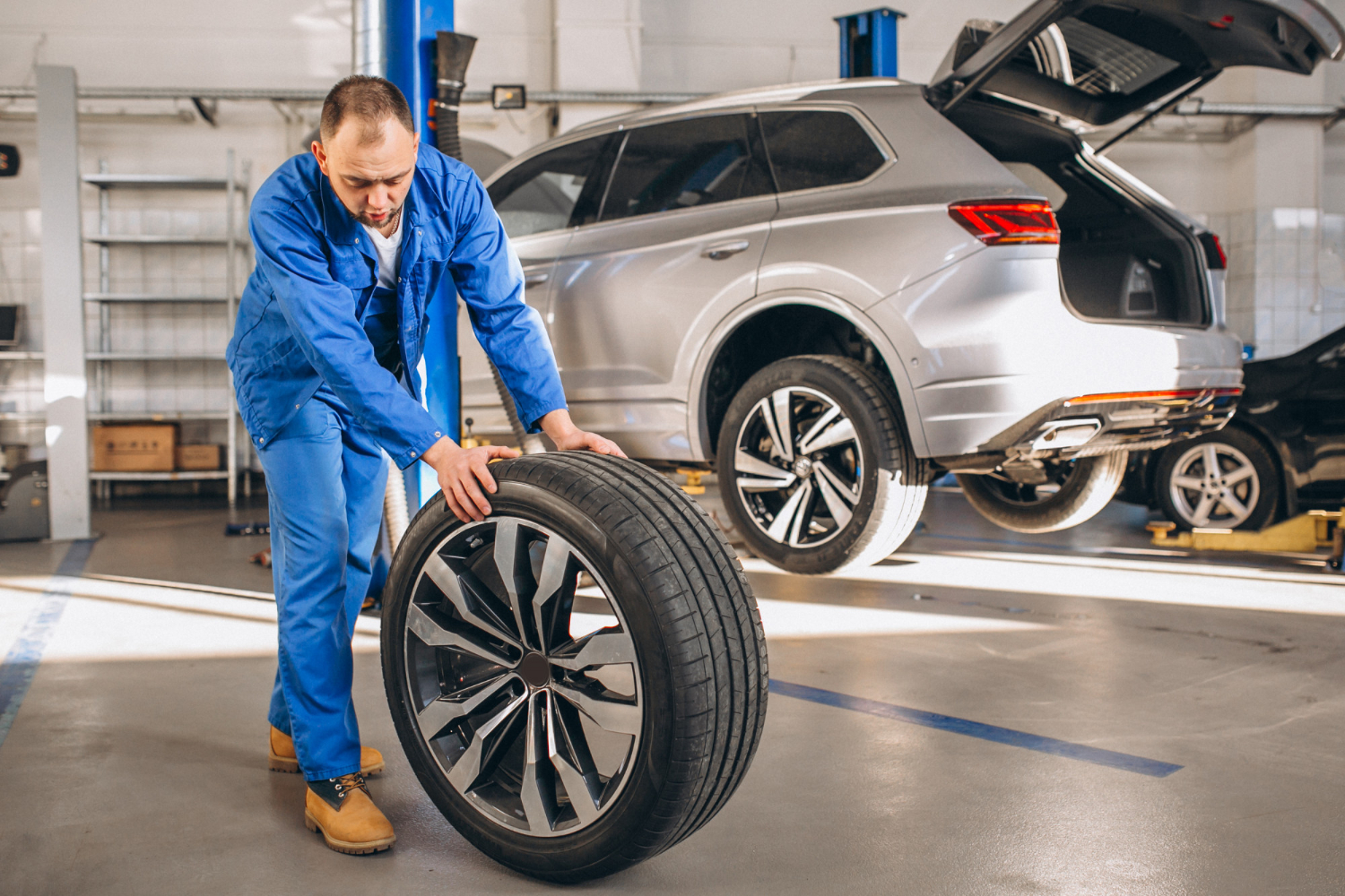 Além de escolher bem o pneu, é essencial contar com ajuda profissional de qualidade