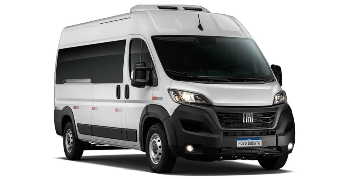 Fiat Ducato Minibus Executivo 2024: ficha técnica, preço e itens de série