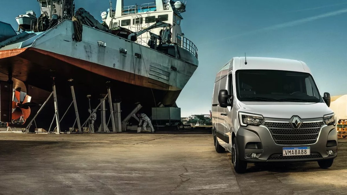 Ficha técnica do Renault Master Furgão 2024