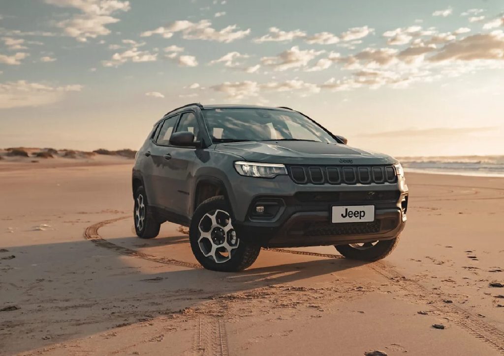 Jeep Compass 2024 perde alguns itens de série - Foto: Divulgação