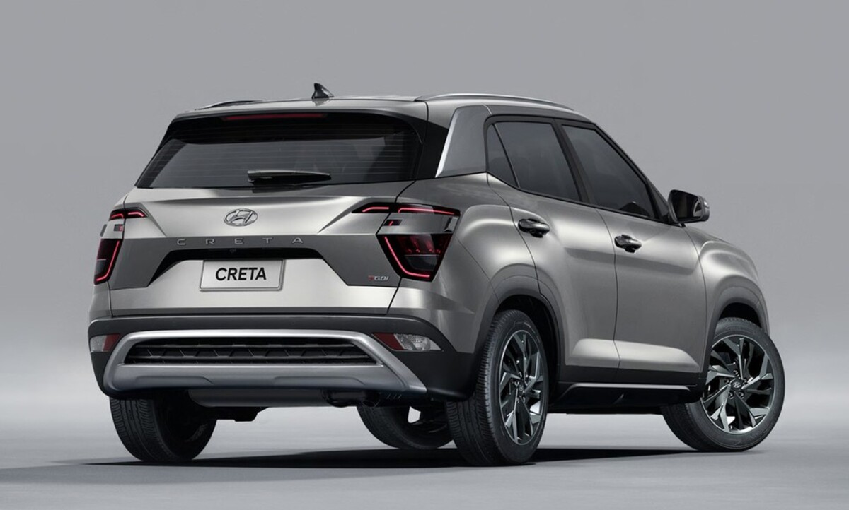 Carro SUV Hyundai Creta Limited vista de trás