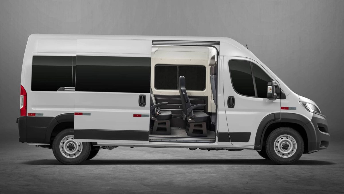 Fiat Ducato Minibus Executivo 2024 ficha técnica, preço e itens de série