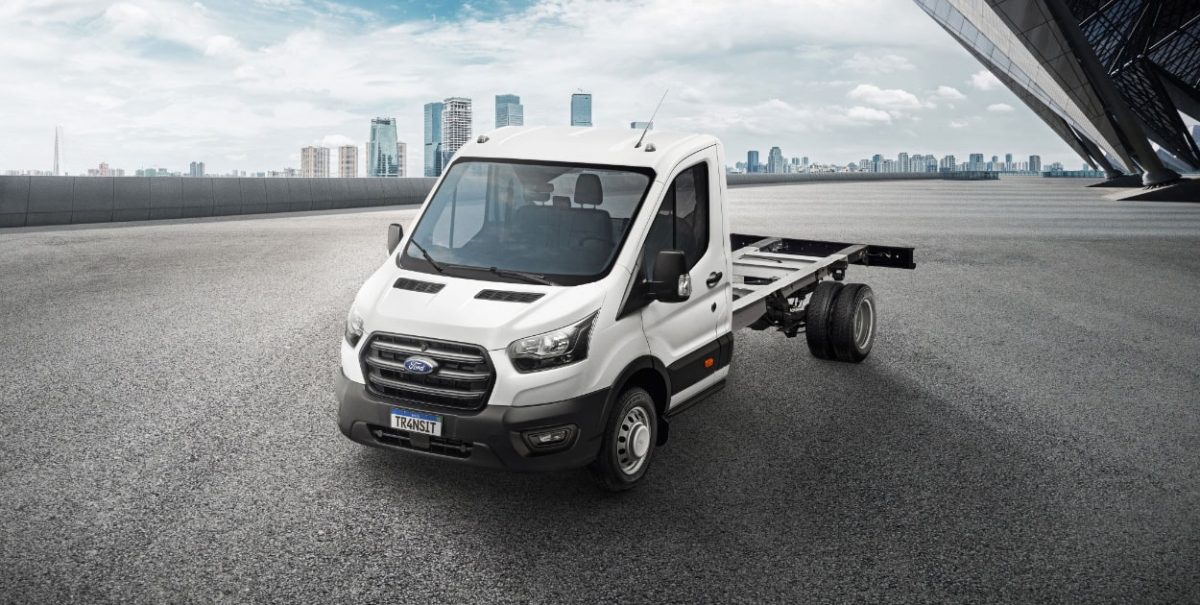 Ficha técnica do Ford Transit Chassi 2024 