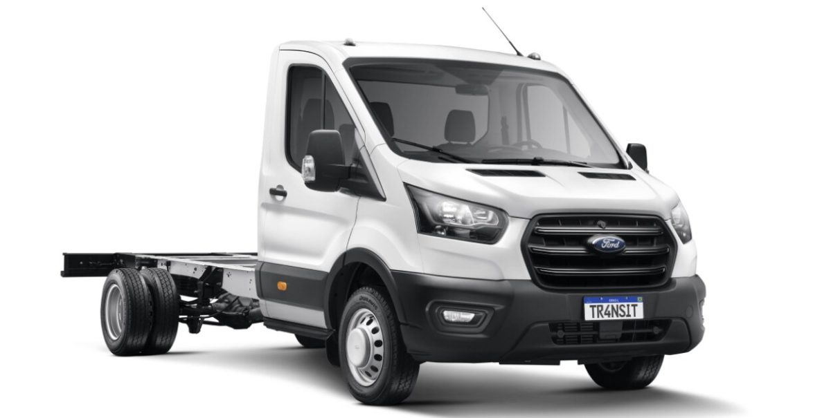 Ficha técnica do Ford Transit Chassi 2024 