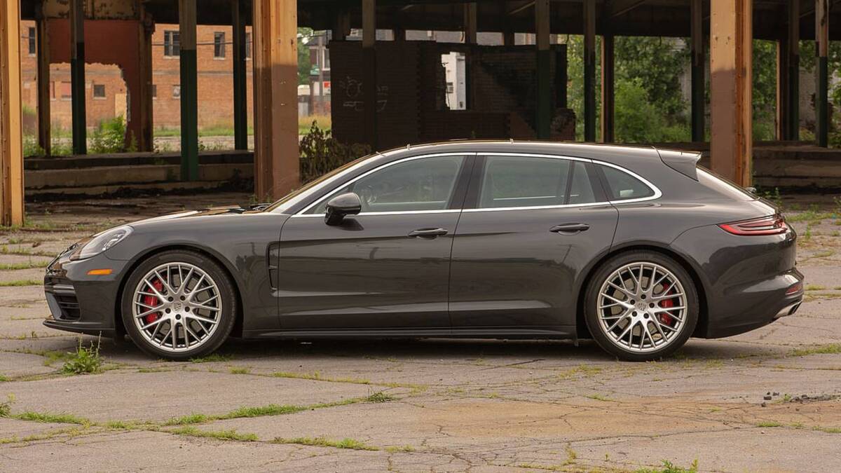 Carro Porsche Panamera Sport Turismo