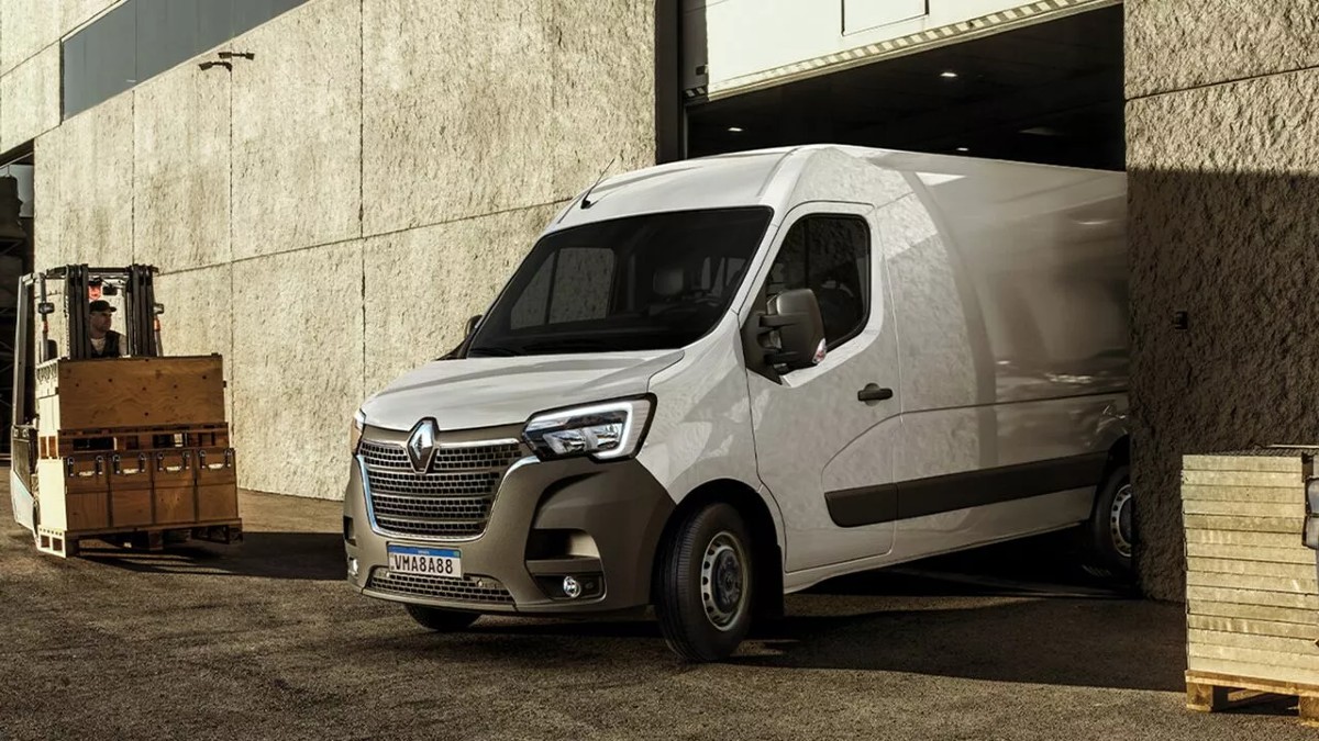 Ficha técnica do Renault Master Furgão 2024