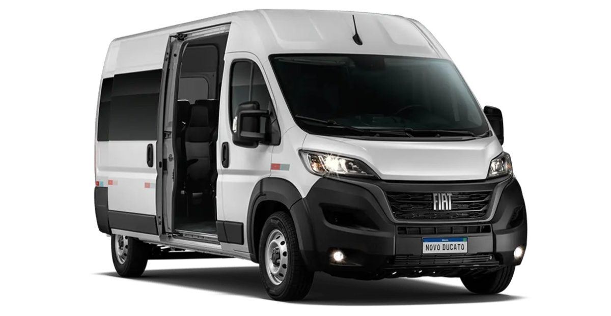 Fiat Ducato Minibus Comfort 2024: ficha técnica, preço e itens de série