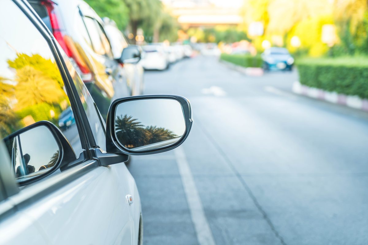 Conheça a infração de trânsito que MAIS gera MULTAS no fim de ano