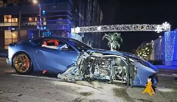 Michael B. Jordan destrói Ferrari em colisão