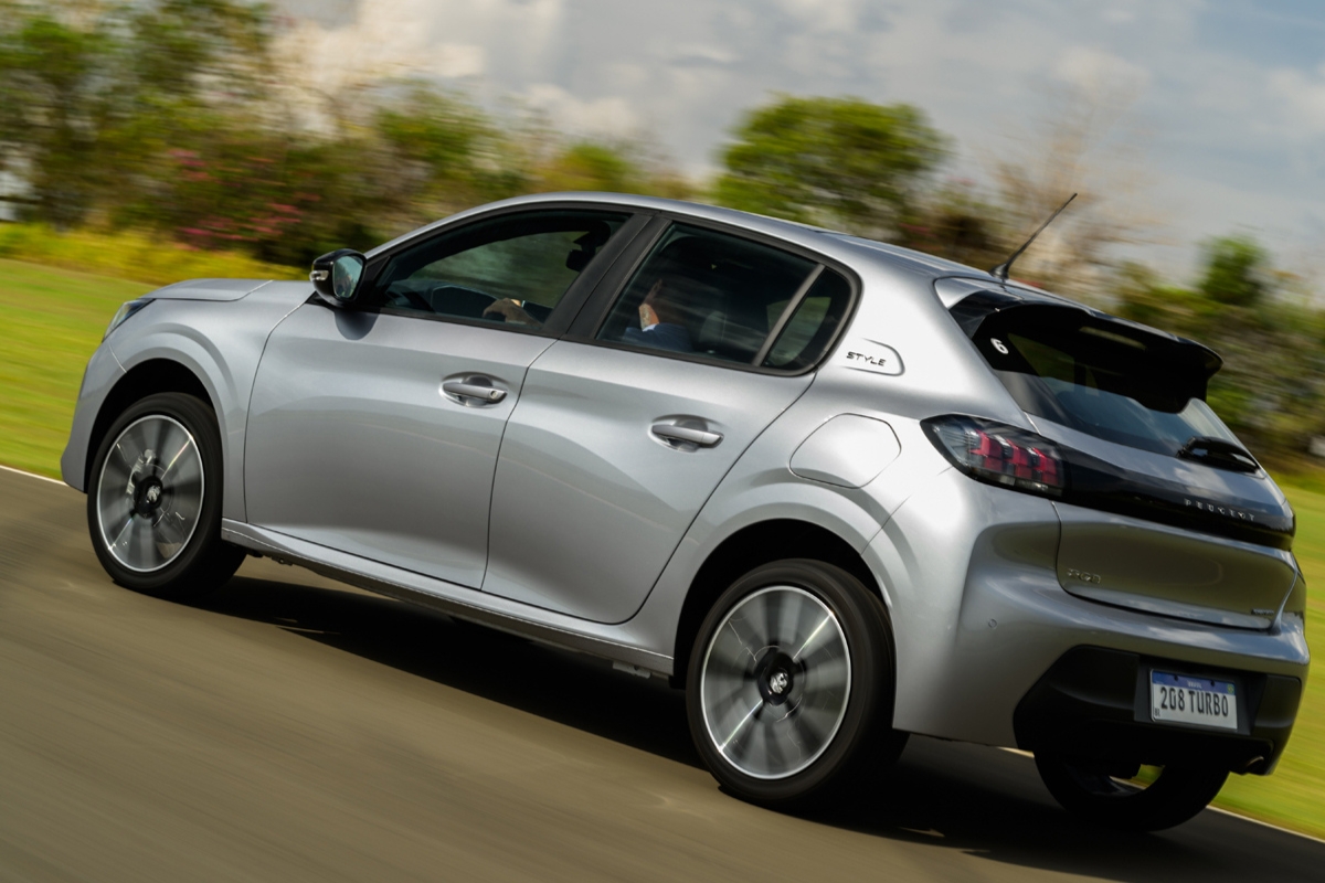 Peugeot 208 turbo Alta – Foto: Divulgação