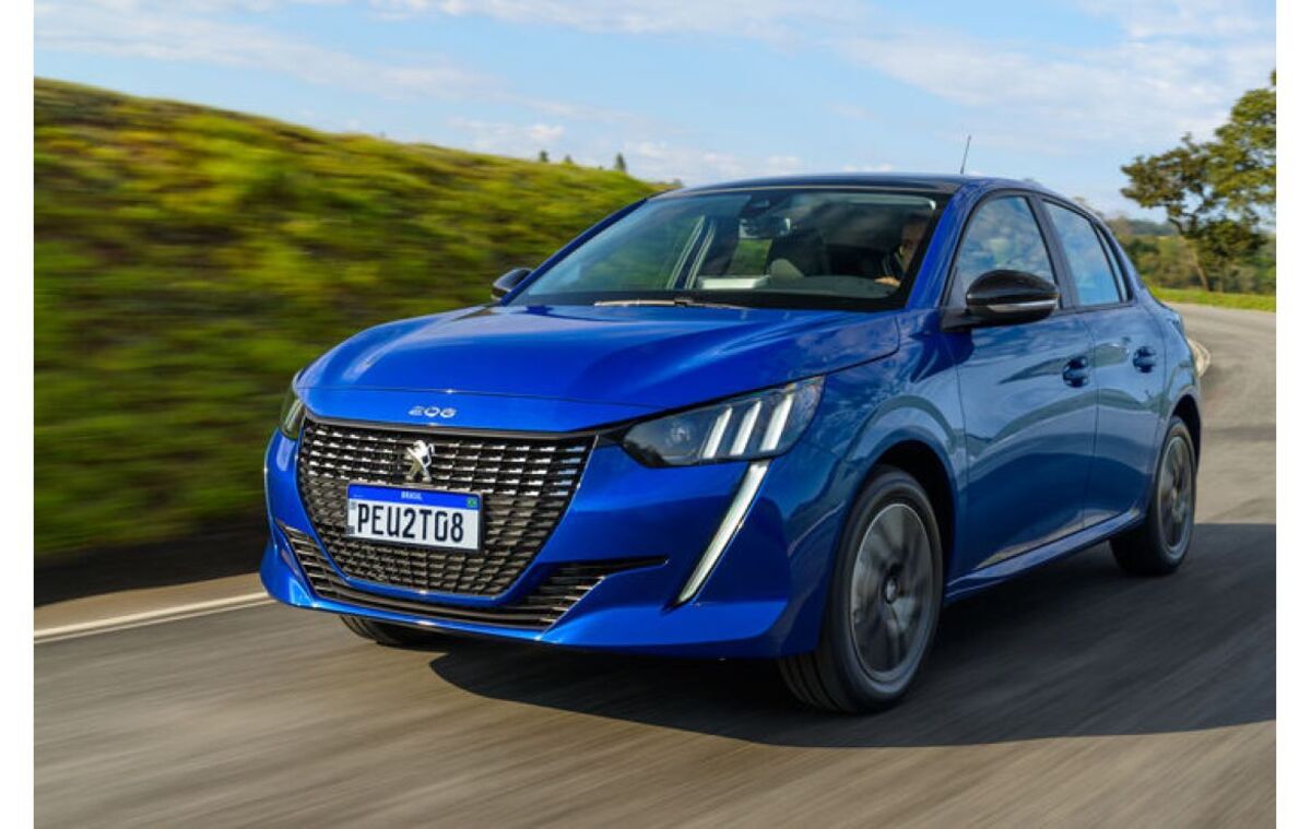 Peugeot 208 coleciona prêmios em 2023, mas e as vendas?