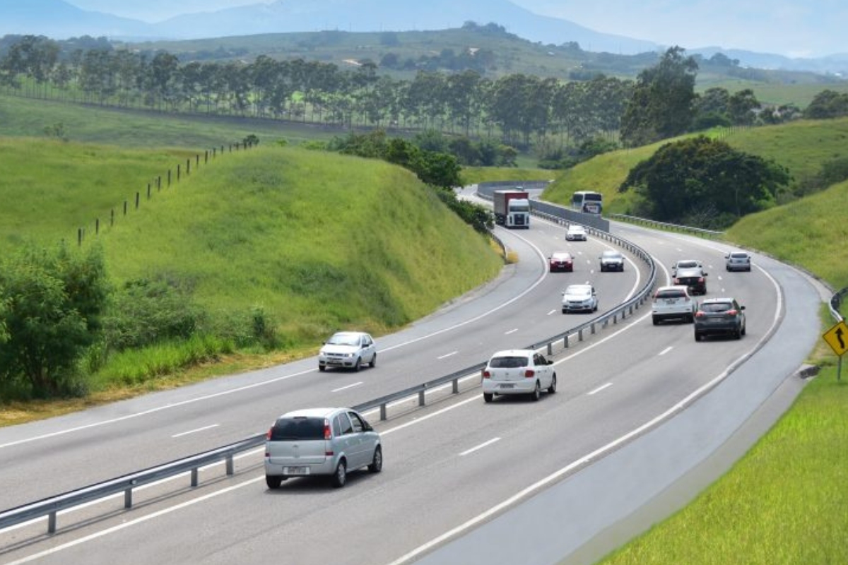 RJ-124 é a melhor estrada do Brasil – Foto: Foto: Divulgação/ViaLagos