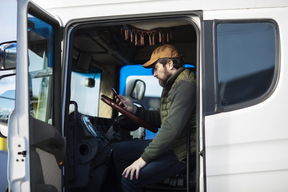 Preço CNH D 2024: custo médio de uma autoescola