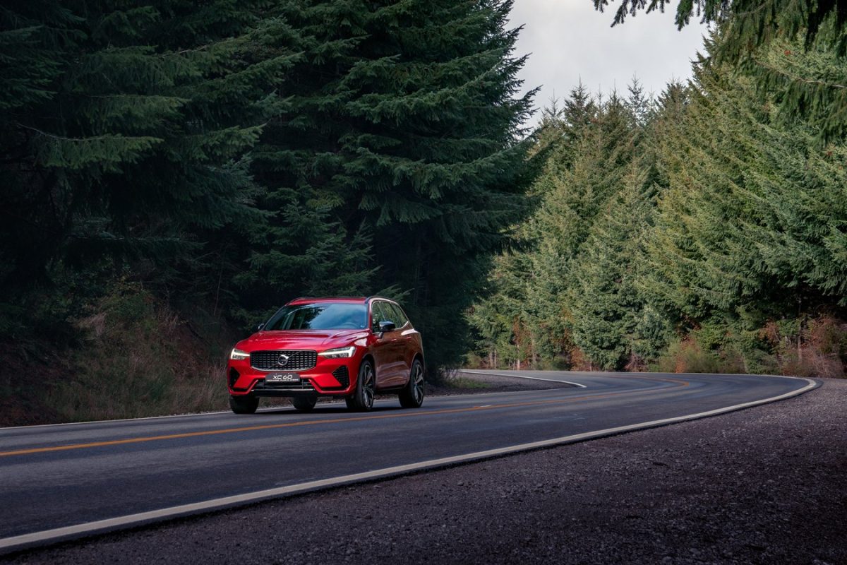 Volvo mostra que carro elétrico é o futuro e bate novo recorde de vendas em 2023