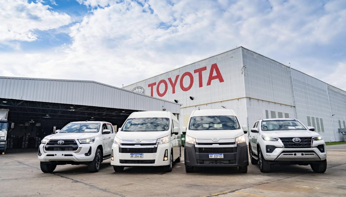 Toyota Hilux e SW4 atingem marco de 2 milhões de unidades produzidas