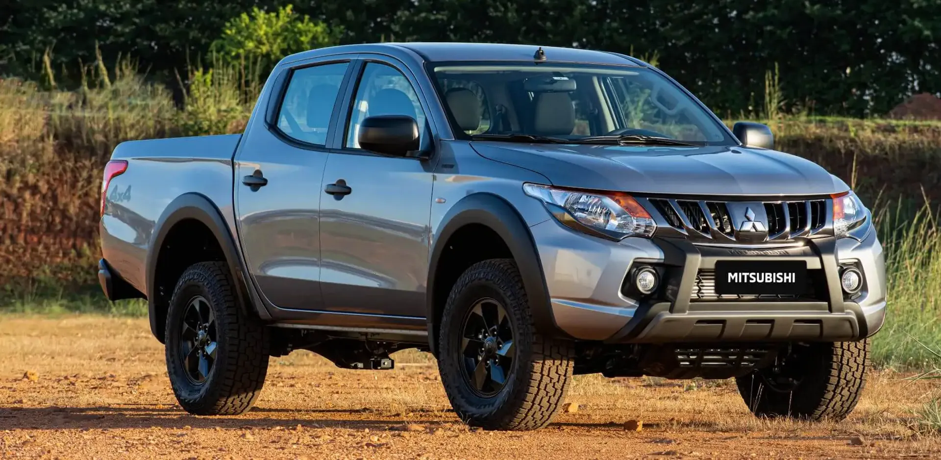 Mitsubishi L200 Triton Outdoor GLX 2024: ficha técnica, preço e itens de série