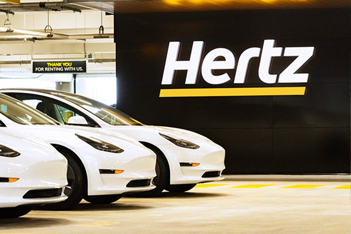 Carros Tesla para aluguel na Hertz