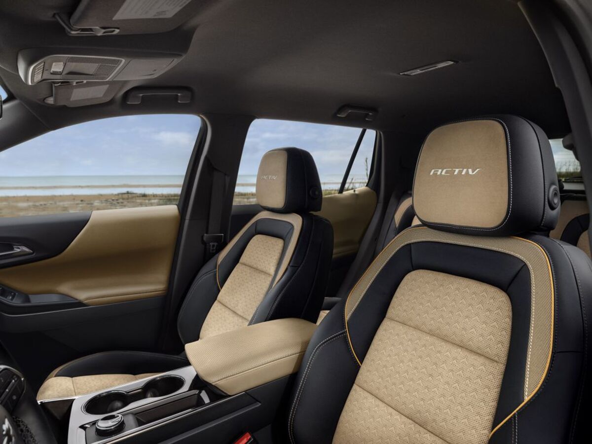 Interior do carro Chevrolet Equinox 2025