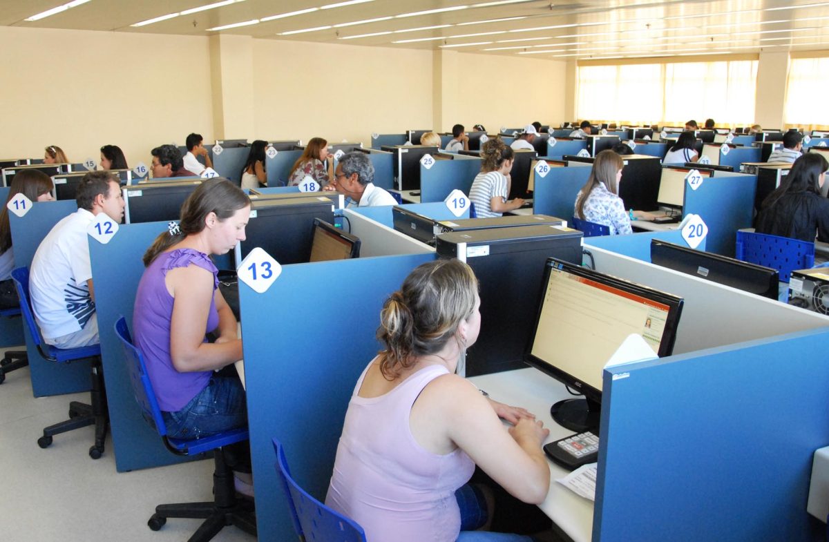 Simulado Detran 2024: como estudar para a prova teórica?