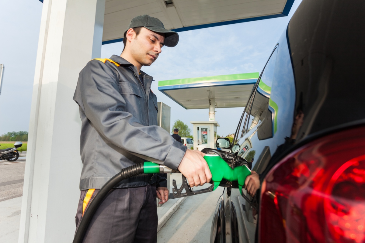 Etanol ou gasolina? Veja o que é mais vantajoso na sua região