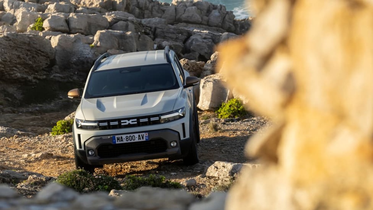 Novo Renault Duster 2025 já é realidade e tem até versão híbrida