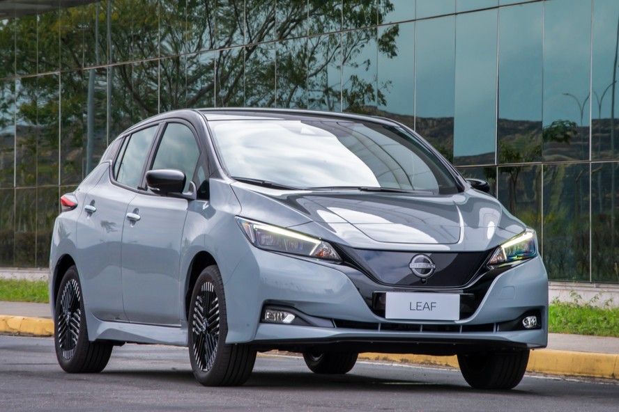 Por que o Nissan Leaf não faz sucesso no Brasil?