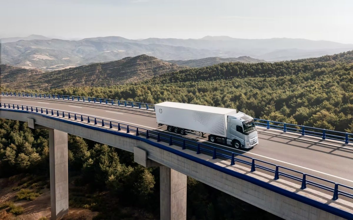 Ficha técnica do Volvo FH Aero