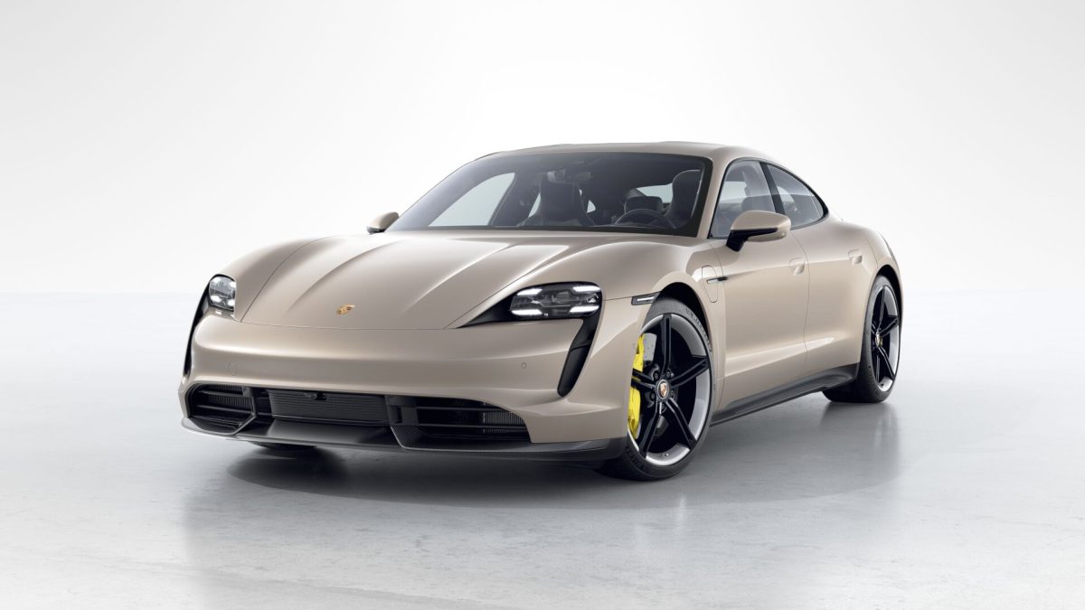 Ficha técnica do Porsche Taycan Turbo S 2024