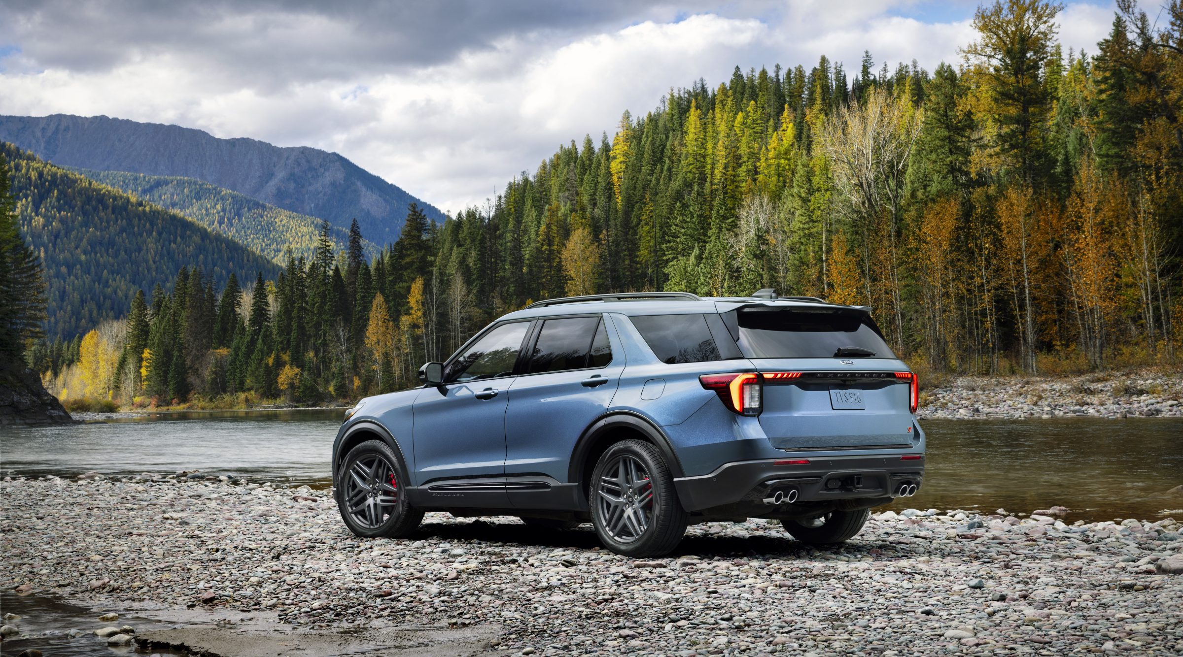 Novo Ford Explorer 2025 está mais moderno e é o SUV ideal para quem busca aventura