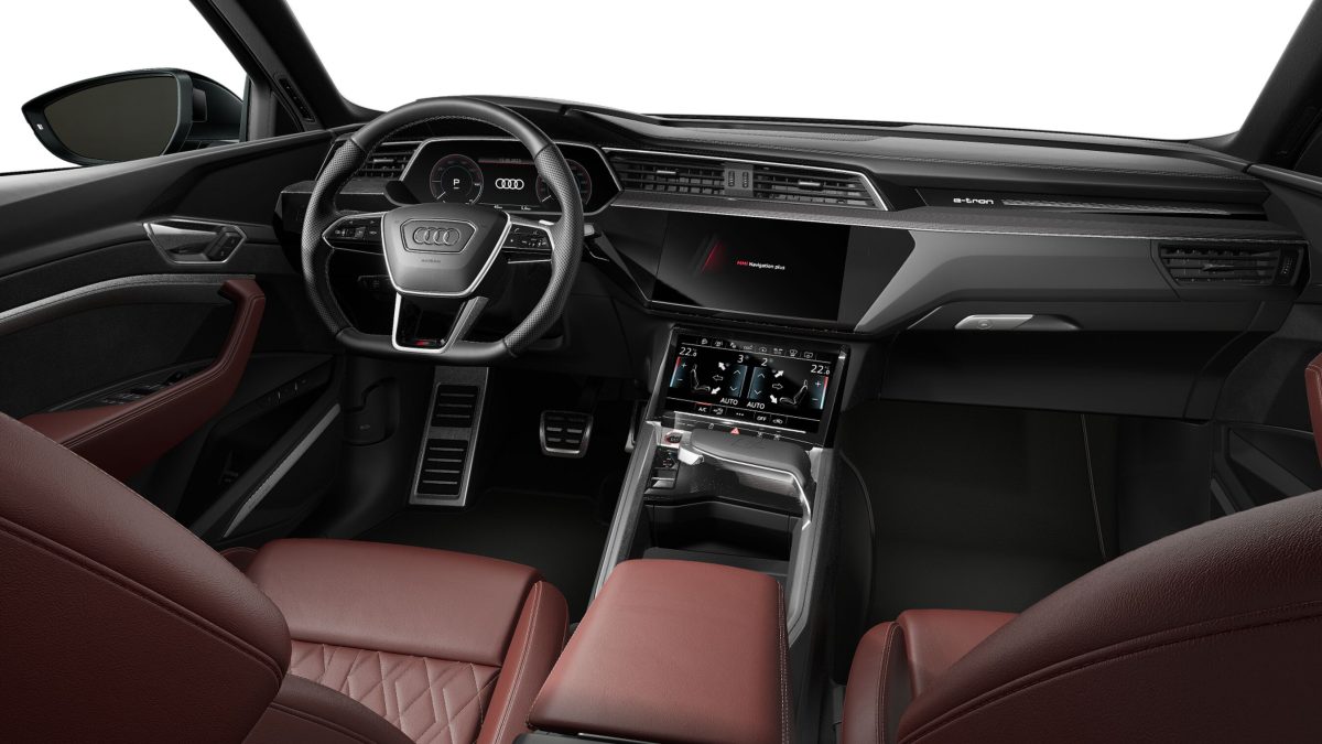 Ficha técnica do Audi SQ8 Sportback e-tron 2024