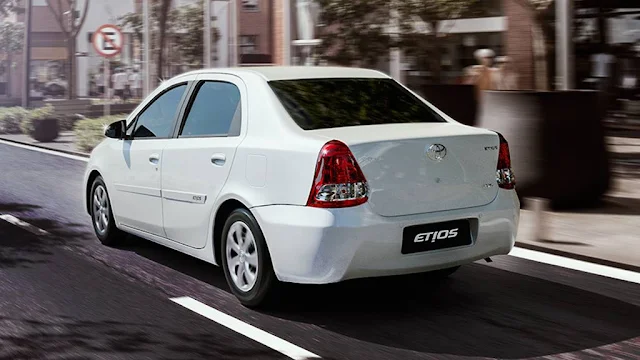 Etios Sedan - Foto: Divulgação