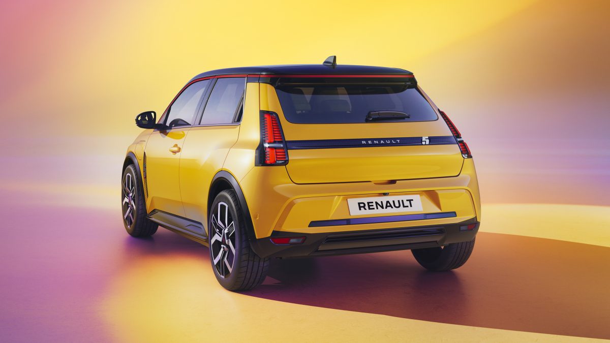 Renault revive carro icônico da marca com nova motorização elétrica