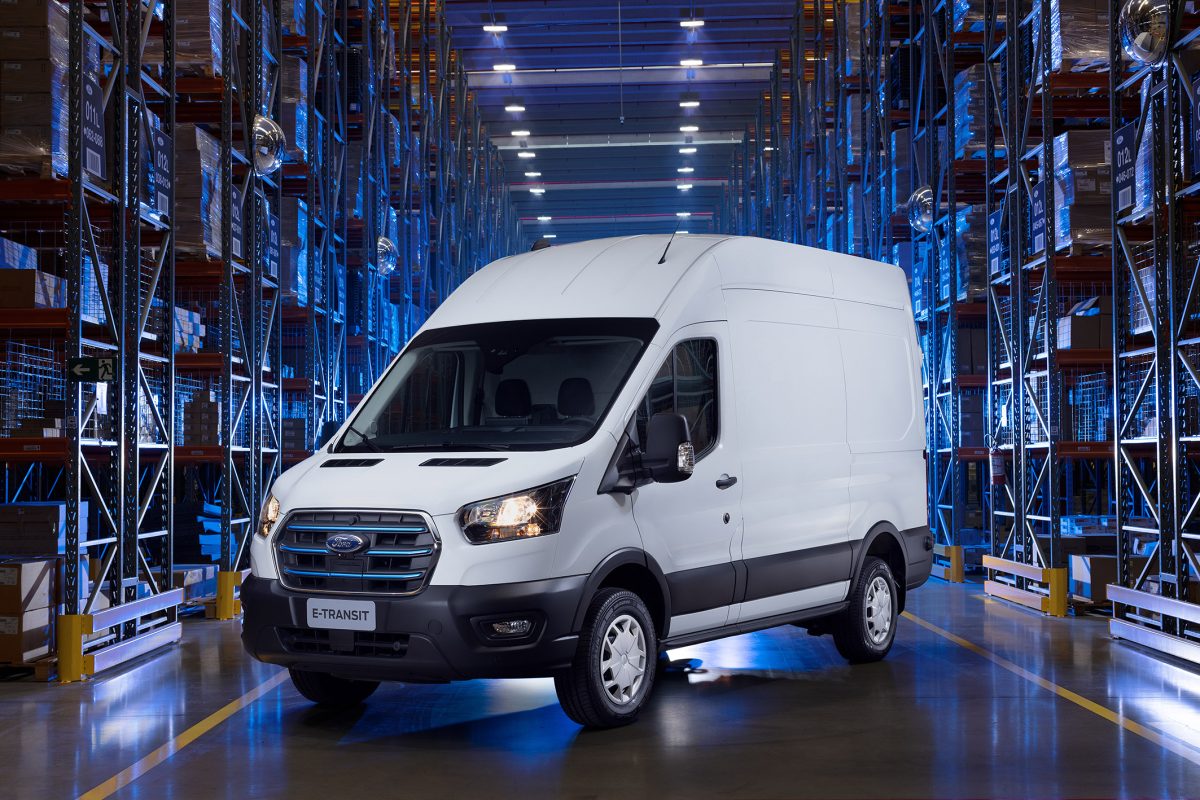 Ford E-Transit - van elétrica da Ford, começa a ser vendida em março - Foto: Divulgação