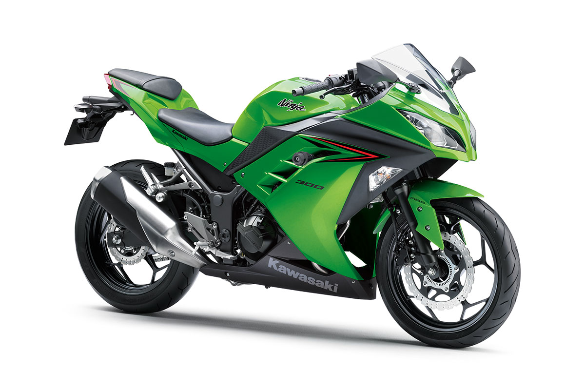 Ficha técnica da Kawasaki Ninja 300 2024