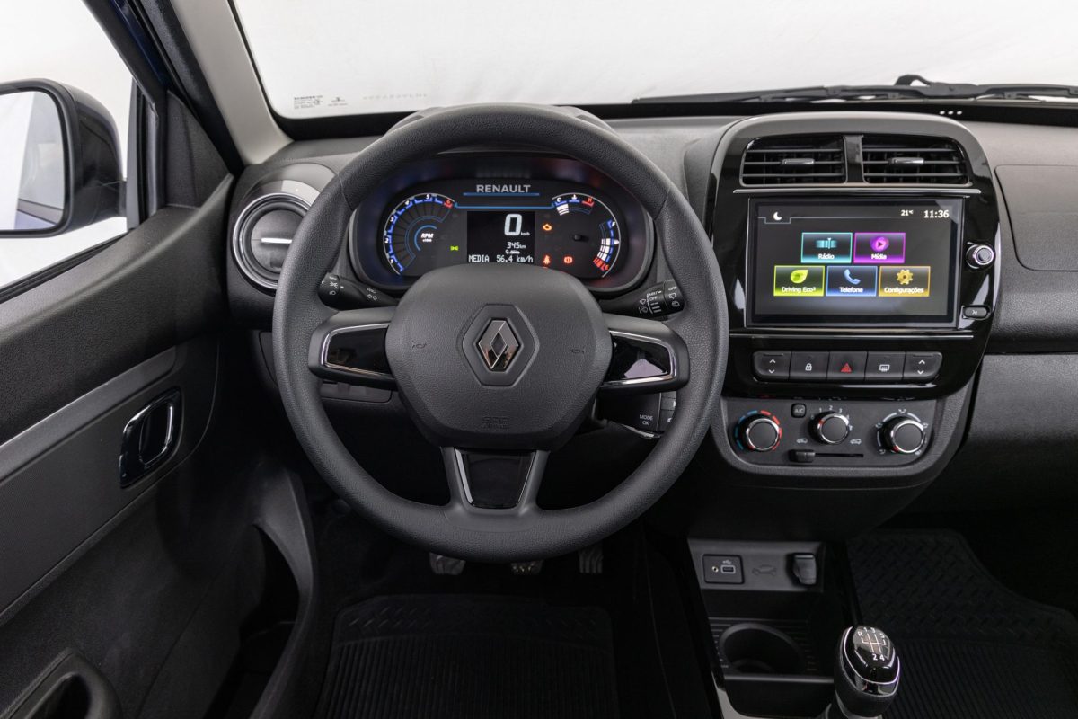 Interior Kwid - Este tem central multimídia, mas a versão de entrada não tem. Foto: Divulgação