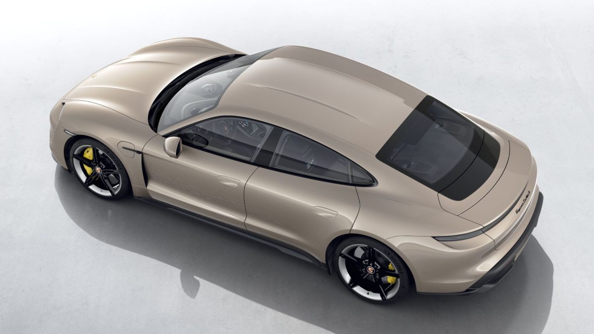 Ficha técnica do Porsche Taycan Turbo S 2024