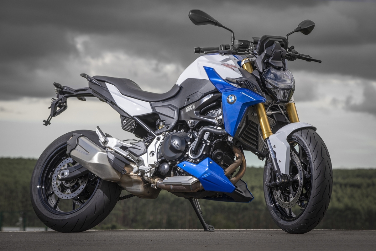 BMW F 900 R Sport