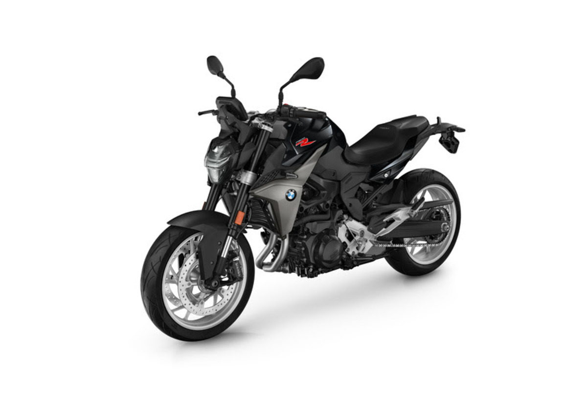 Super motos BMW F 850 Adventure e F 900 R têm condições especiais no período de Carnaval